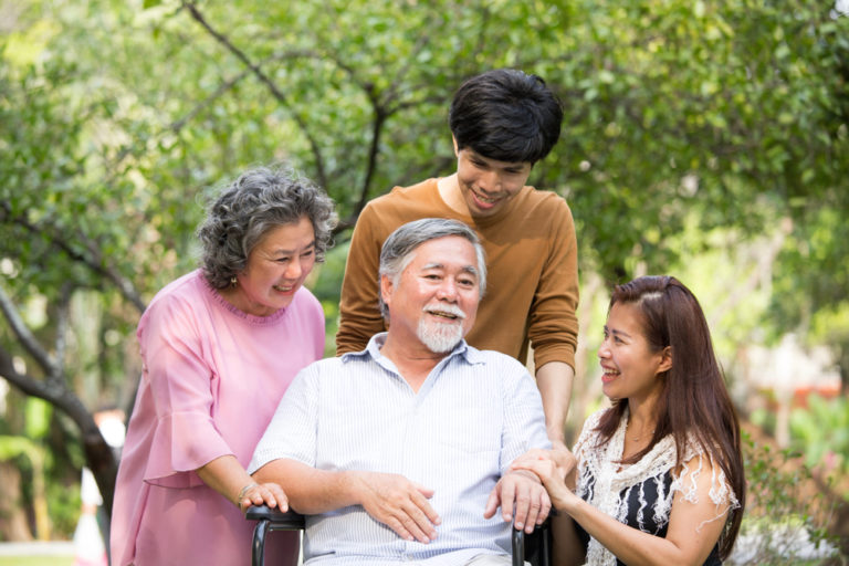 Kriteria Memilih Asuransi Untuk Lansia