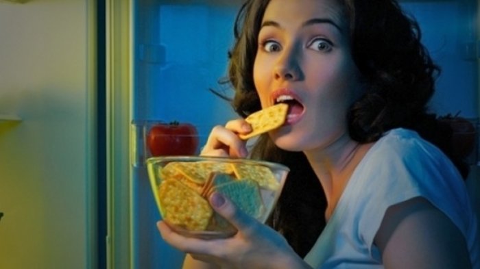 Strategi Efektif Untuk Menghindari Ngemil Di Malam Hari